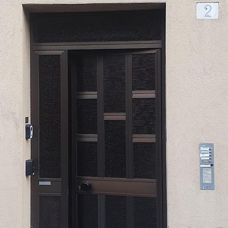 New Private Apt In Como A-C Self Check-In Exterior photo